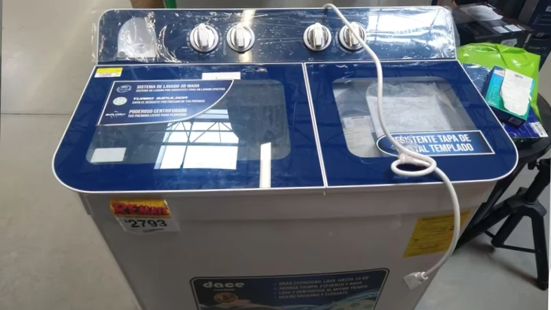 ¿Cómo reparar una lavadora de dos tinas?